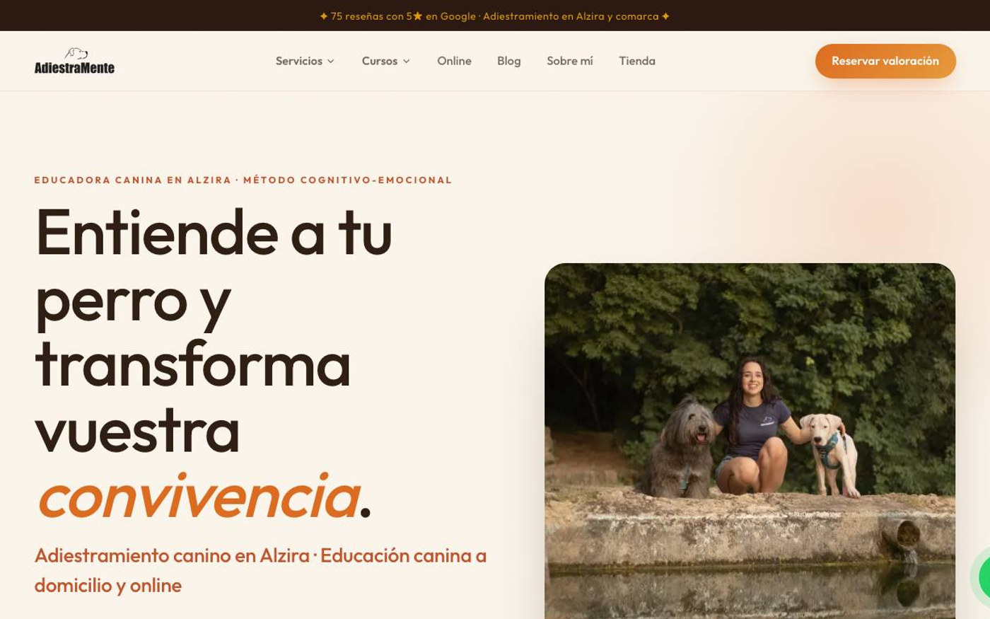 Captura de pantalla de la home de AdiestraMente
