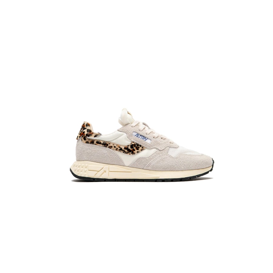 Autry Action Shoes WMNS REELWIND LOW Suenil Pony Wht Leo