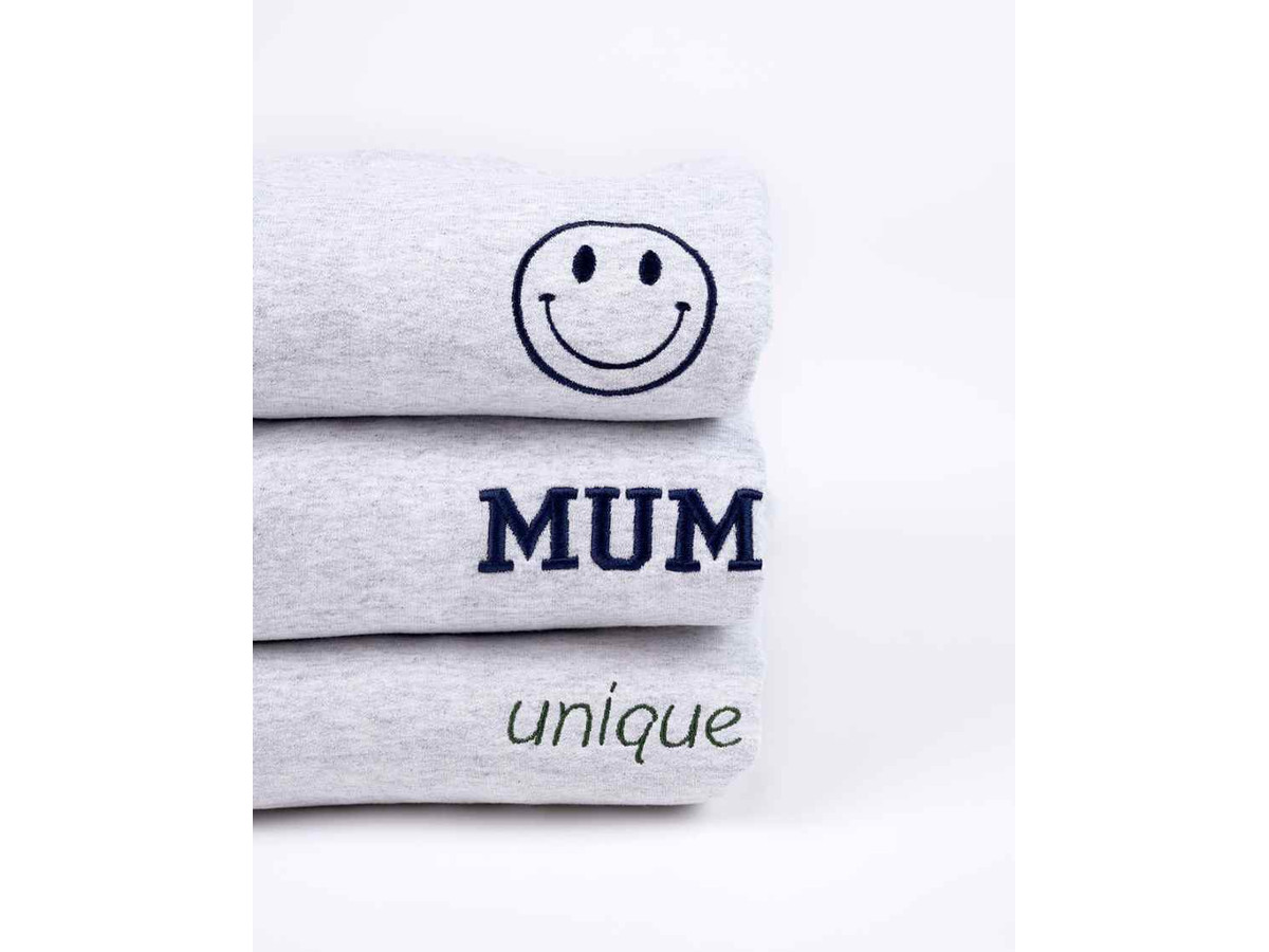 Sudadera gris bordado personalizado