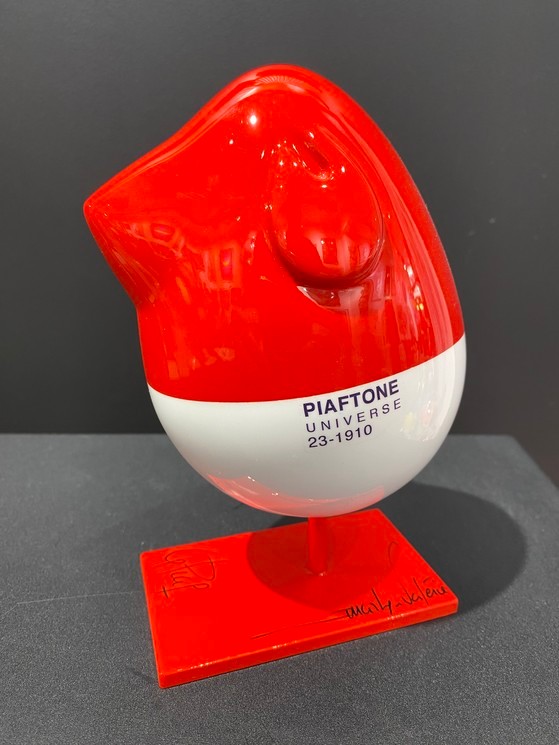 Piaftone rouge numéro 3, 2024 Valerie Marty Best sellers Artistes émergents