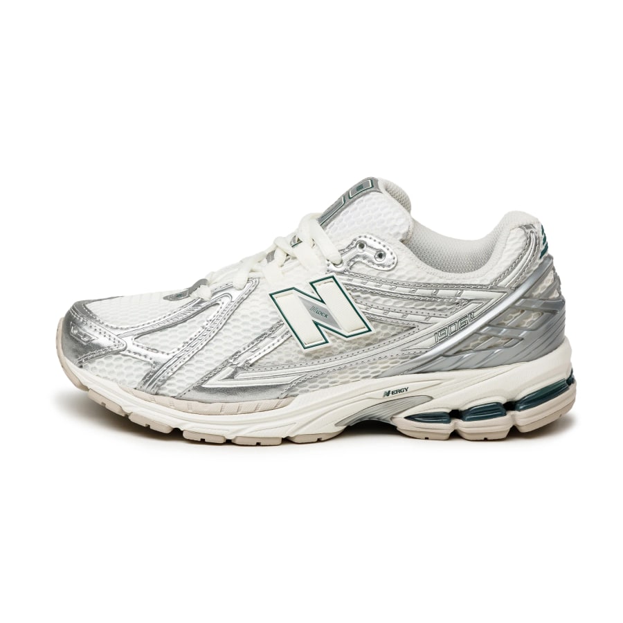 New Balance 1906R Silver Metallic