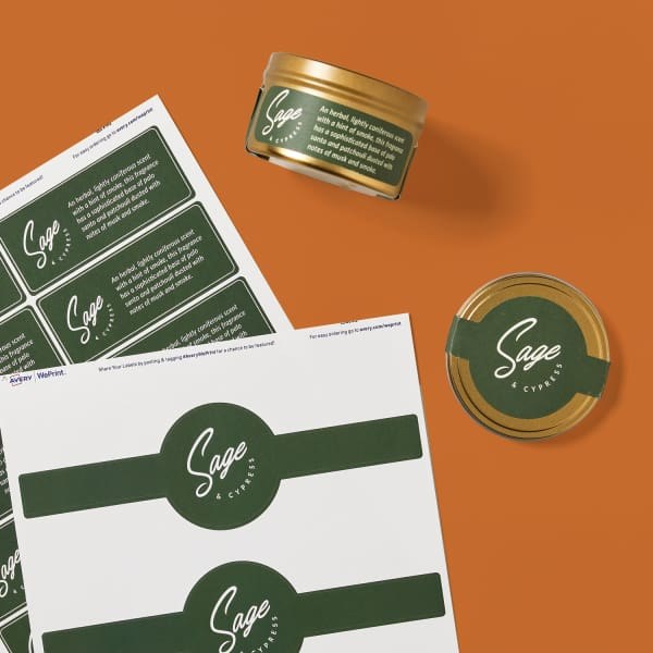 Etiquetas personalizadas en hojas