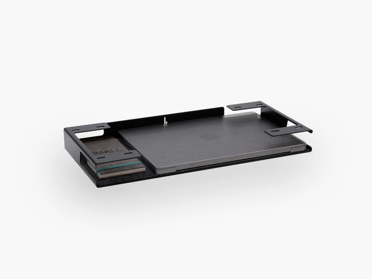 Large Compartment for Setup Cockpit