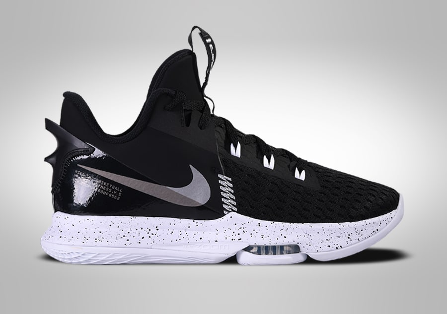 Nike LeBron Witness V Oreo