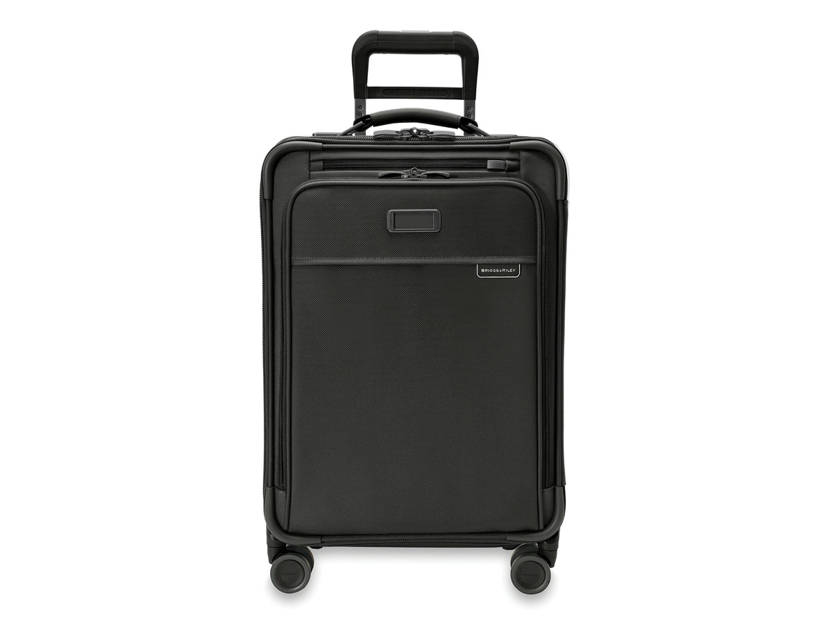 Essential 22" Carry-On Expandable Spinner