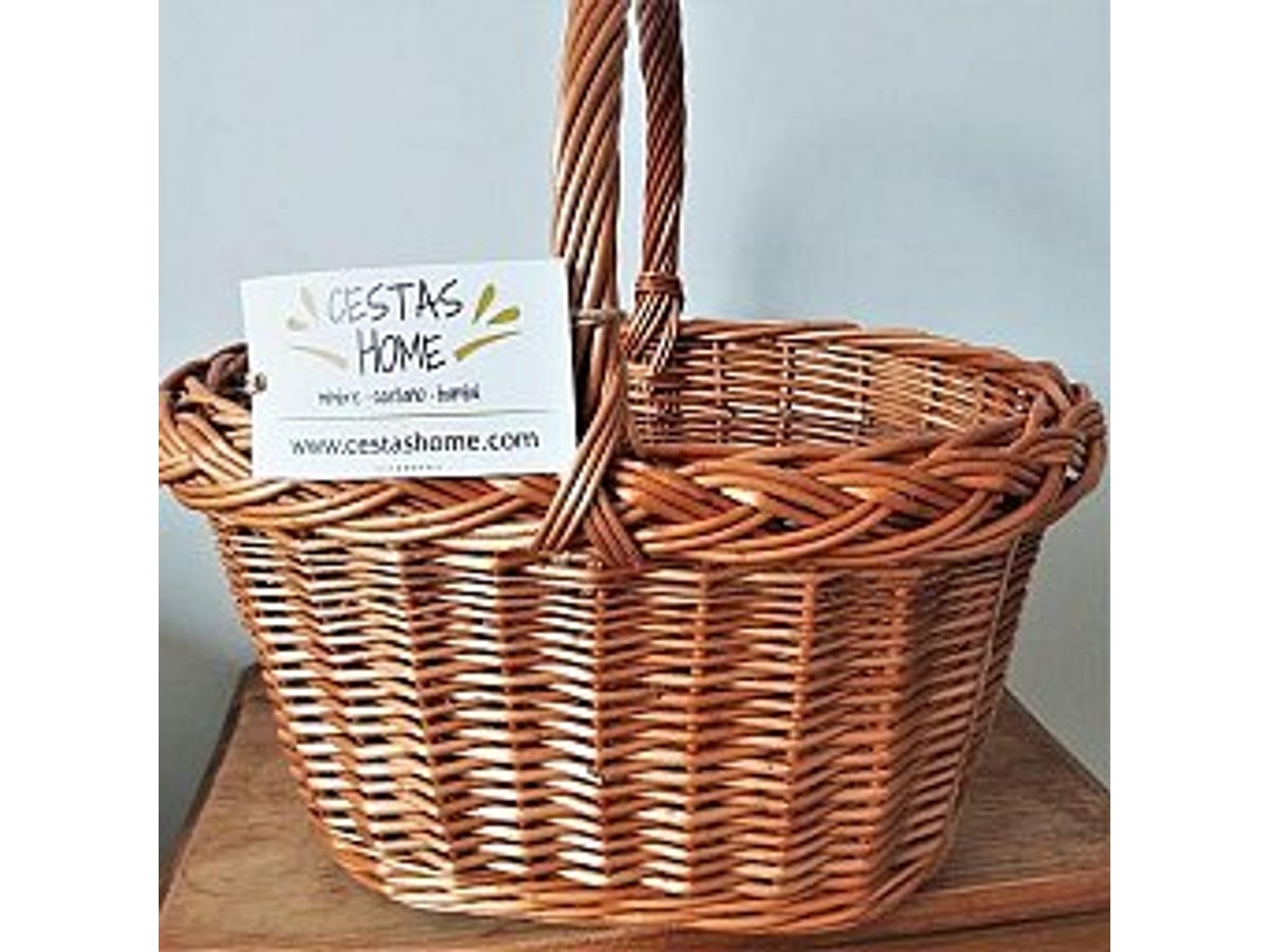 Cesta de mimbre alta