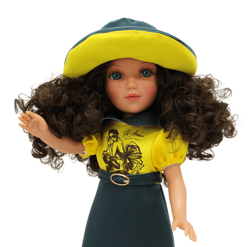 Muñeca Mari's vestido y pamela