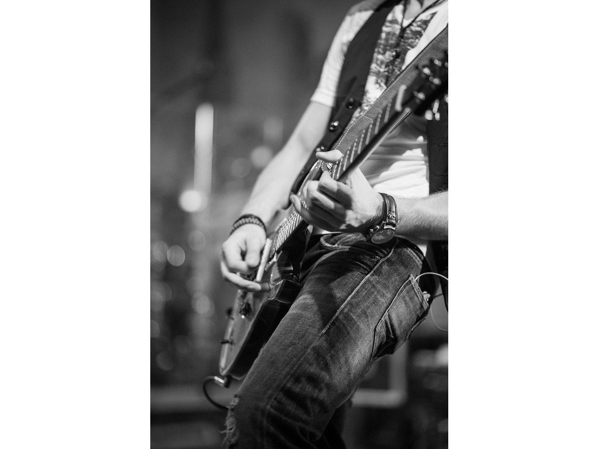 Guitarra moderna