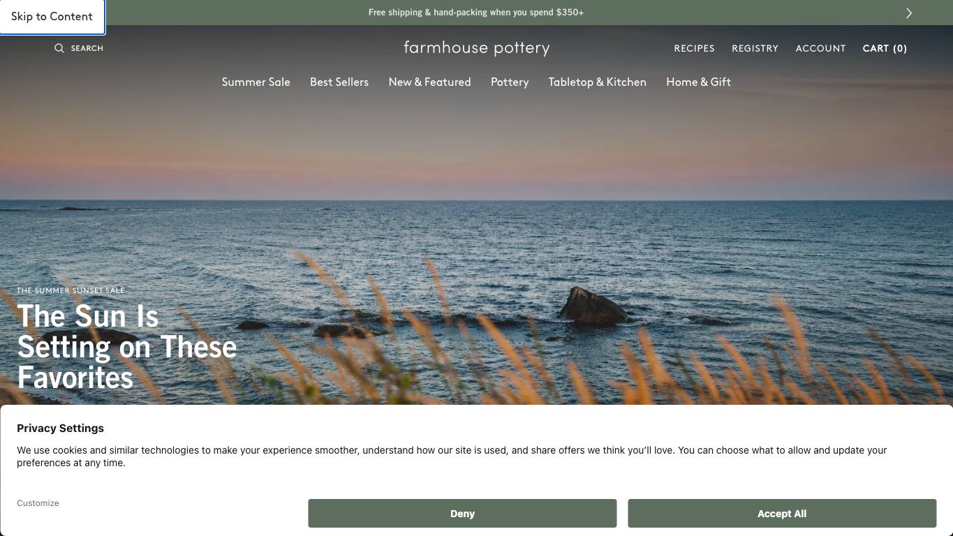 Captura real de la home de Farmhouse Pottery