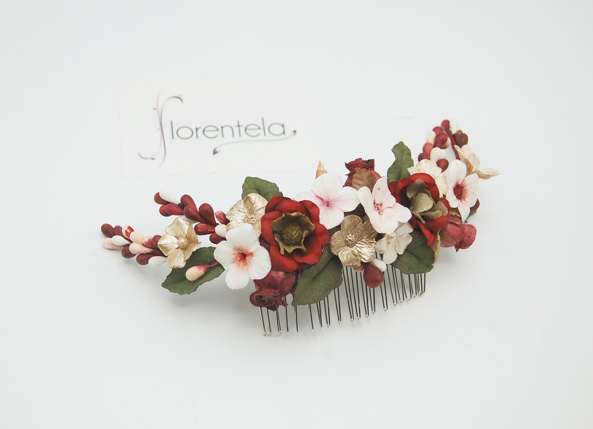 Peineta de flores de porcelana y pistilos
