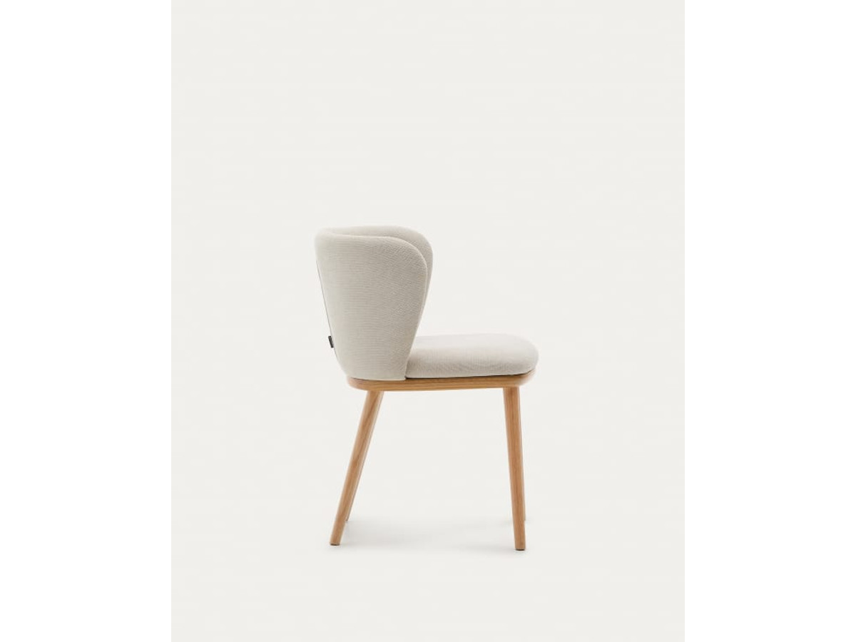 Silla Ciselia chenilla beige y madera maciza de fresno acabado tono natural FSC Mix Credit