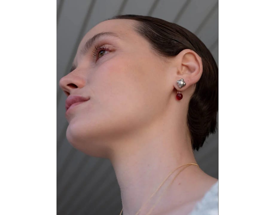 Go-To Earring Single