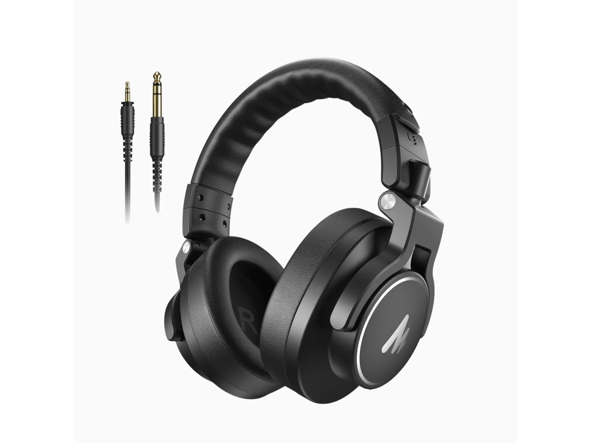 Headphones & Headsets
