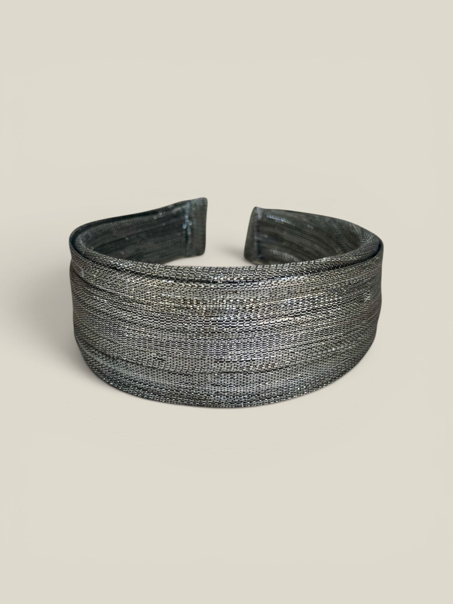 Diadema Duquesa plata oscuro