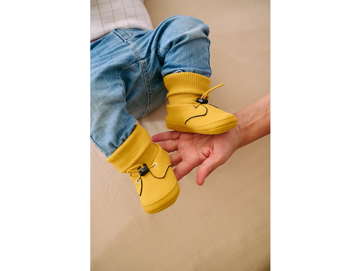 Booties de porteo Momawo Mustard