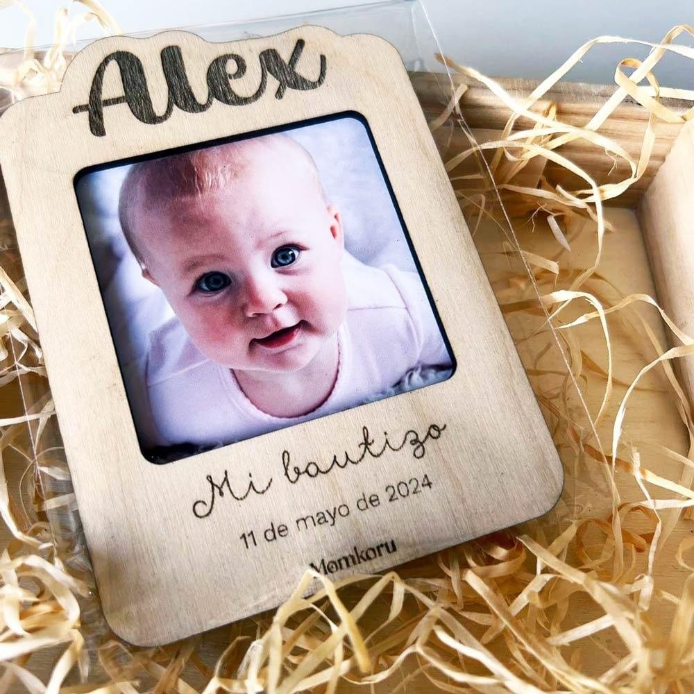 Portafotos bautizo personalizado madera con foto y nombre – Momkoru