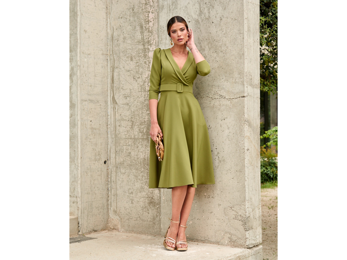 Vestido midi con drapeado