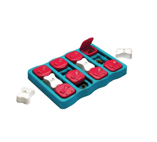 Dog Brick Interactive Treat Puzzle Dog Toy, Blue