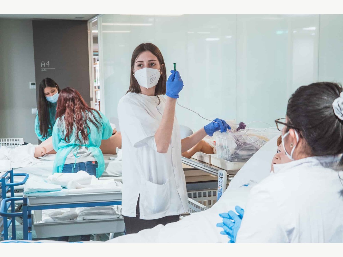 FP Cuidados Auxiliares de Enfermería