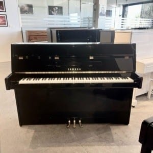 Pianos Yamaha acústicos