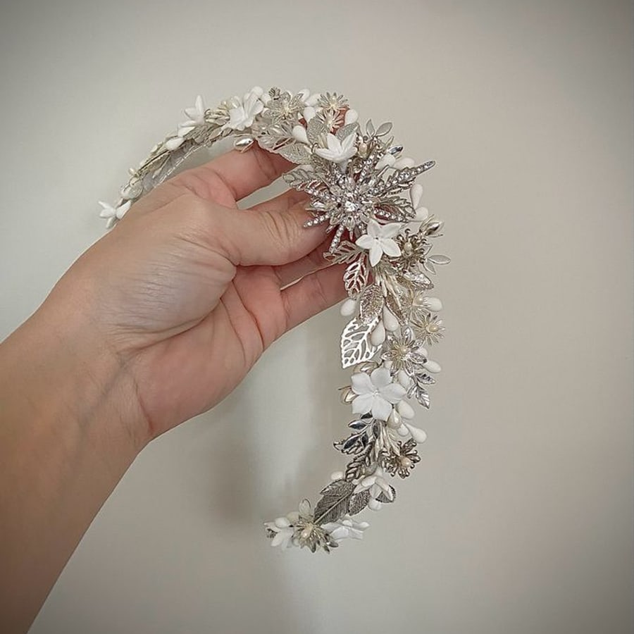 Tiara joya de novia Afrodita