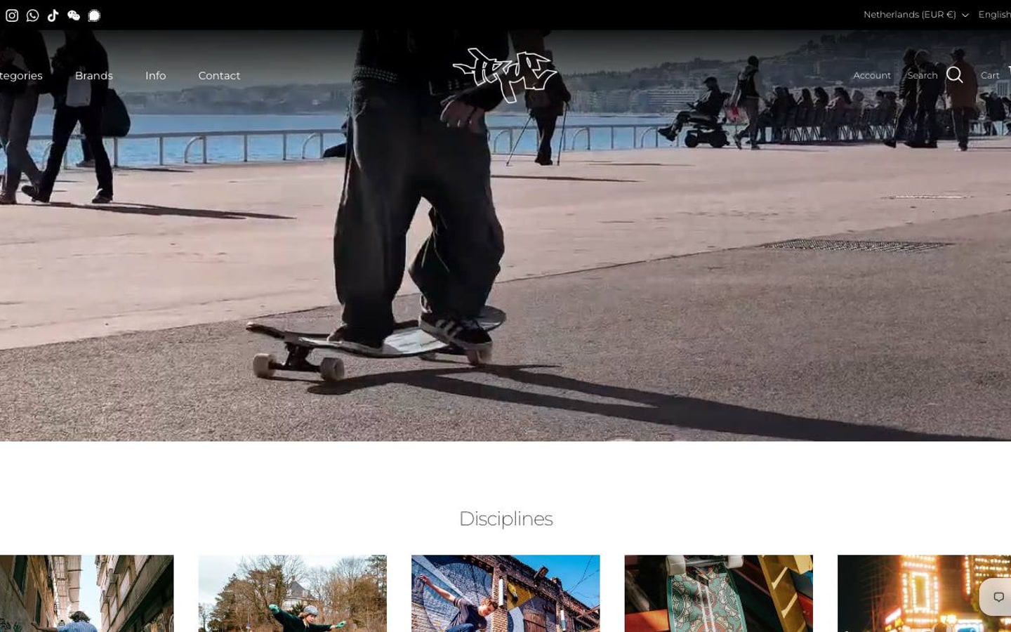 Captura de pantalla de la home de True Supplies