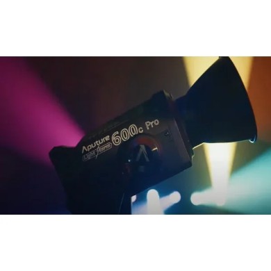 ALQUILER LUZ LED RGB APUTURE 600C PRO MADRID