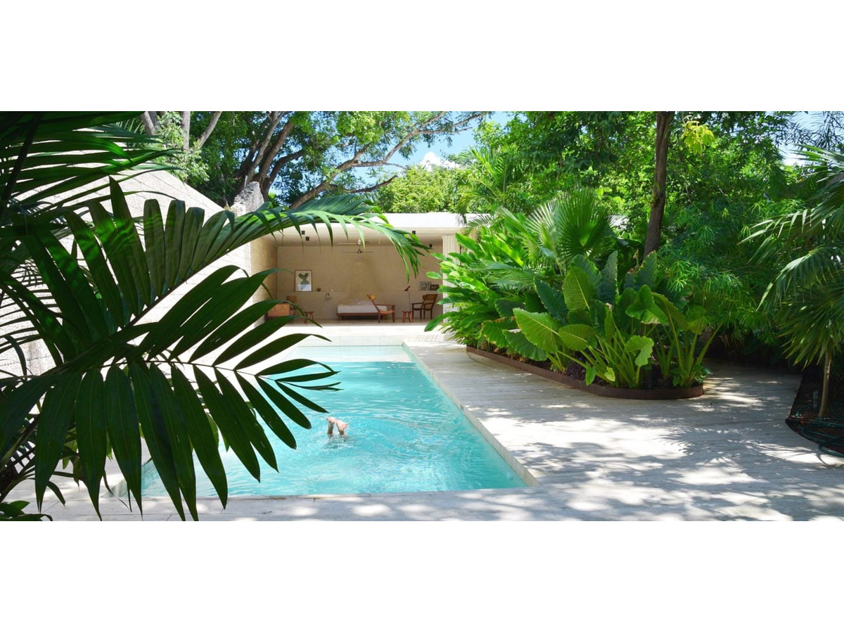 La Tropical