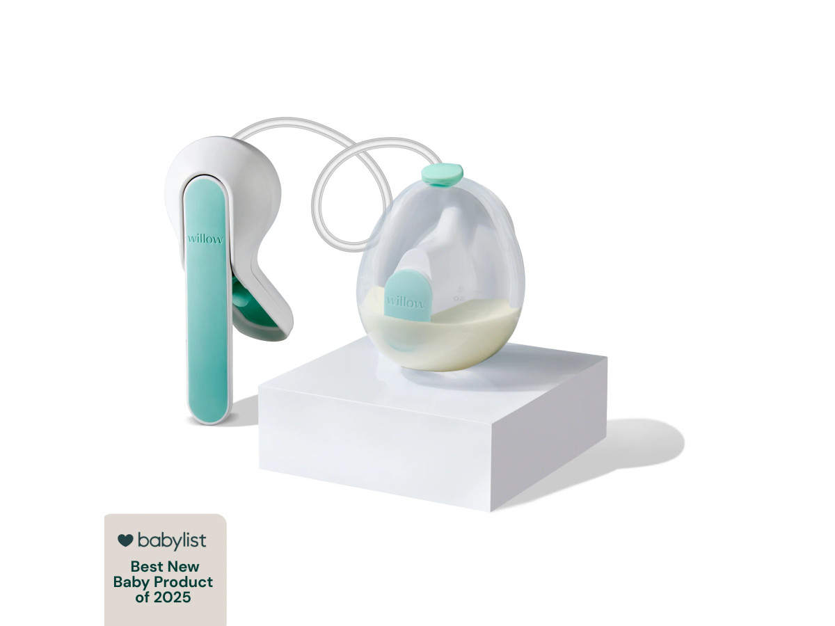 Willow Wave manual breast pump