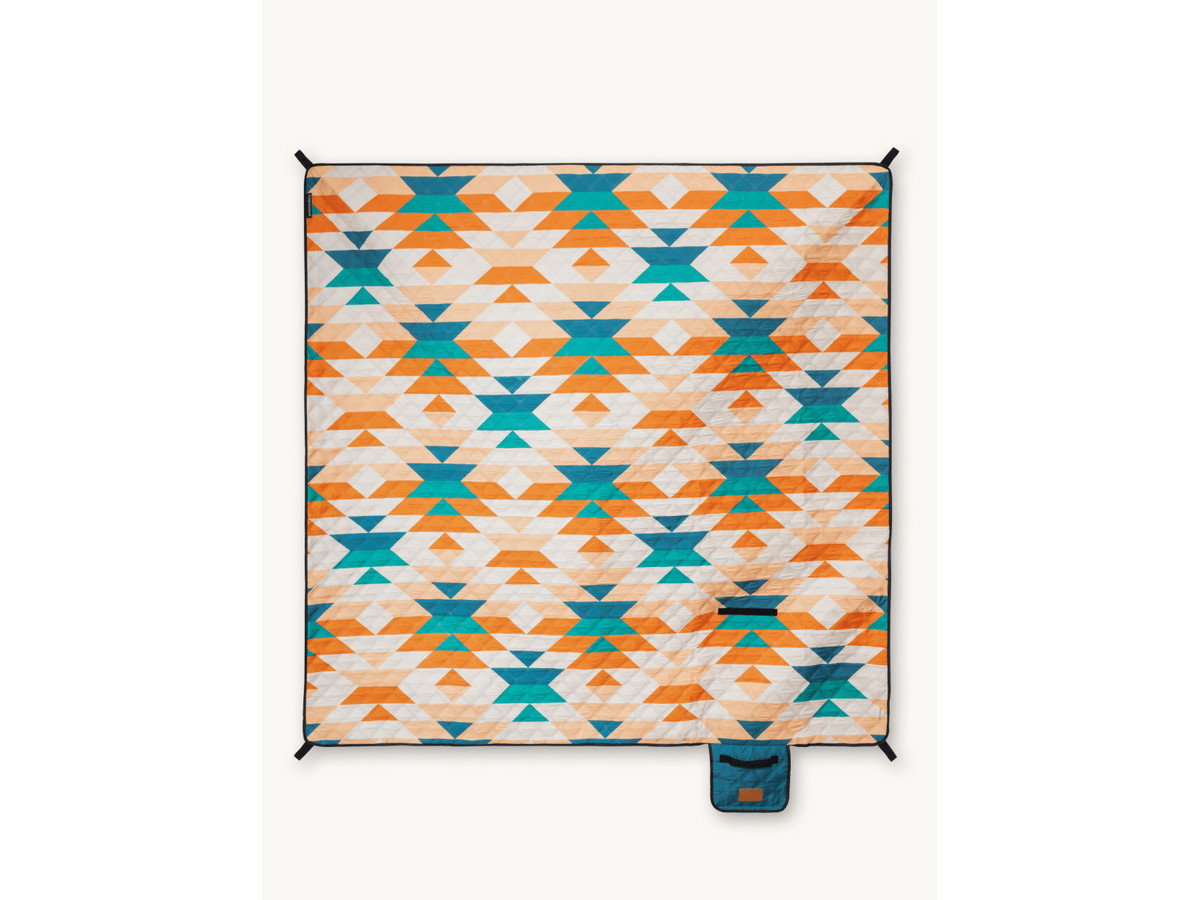 Aztec Trial - Picknick- und Stranddecke (isoliert) 200 x 200 cm - XXL Picknickmatte aus recyceltem PET - wasserdicht und wärmend