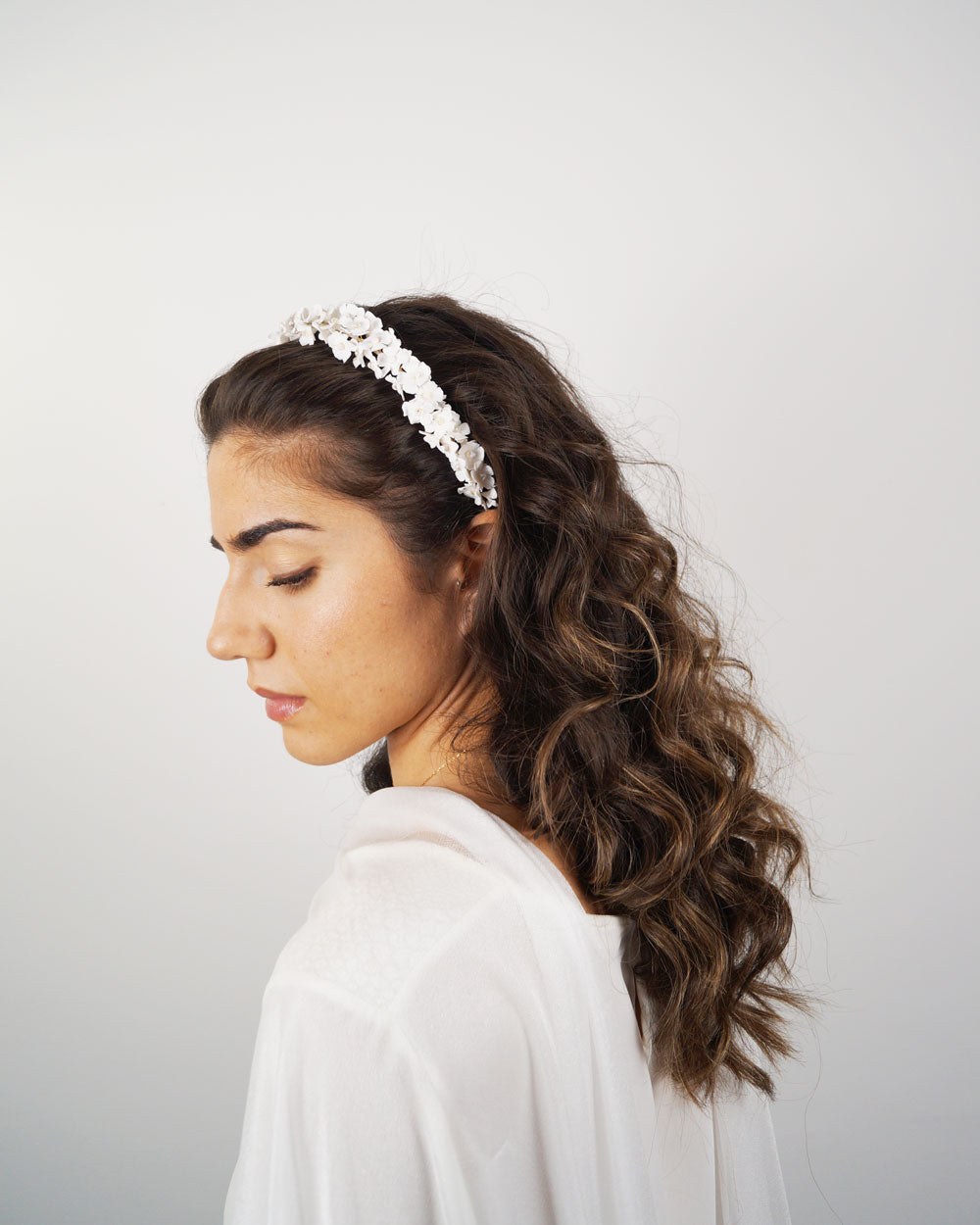 Diadema de flores para novia Valeria
