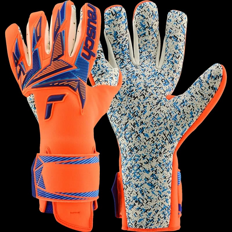 Reusch Attrakt Freegel Fusion World Cup