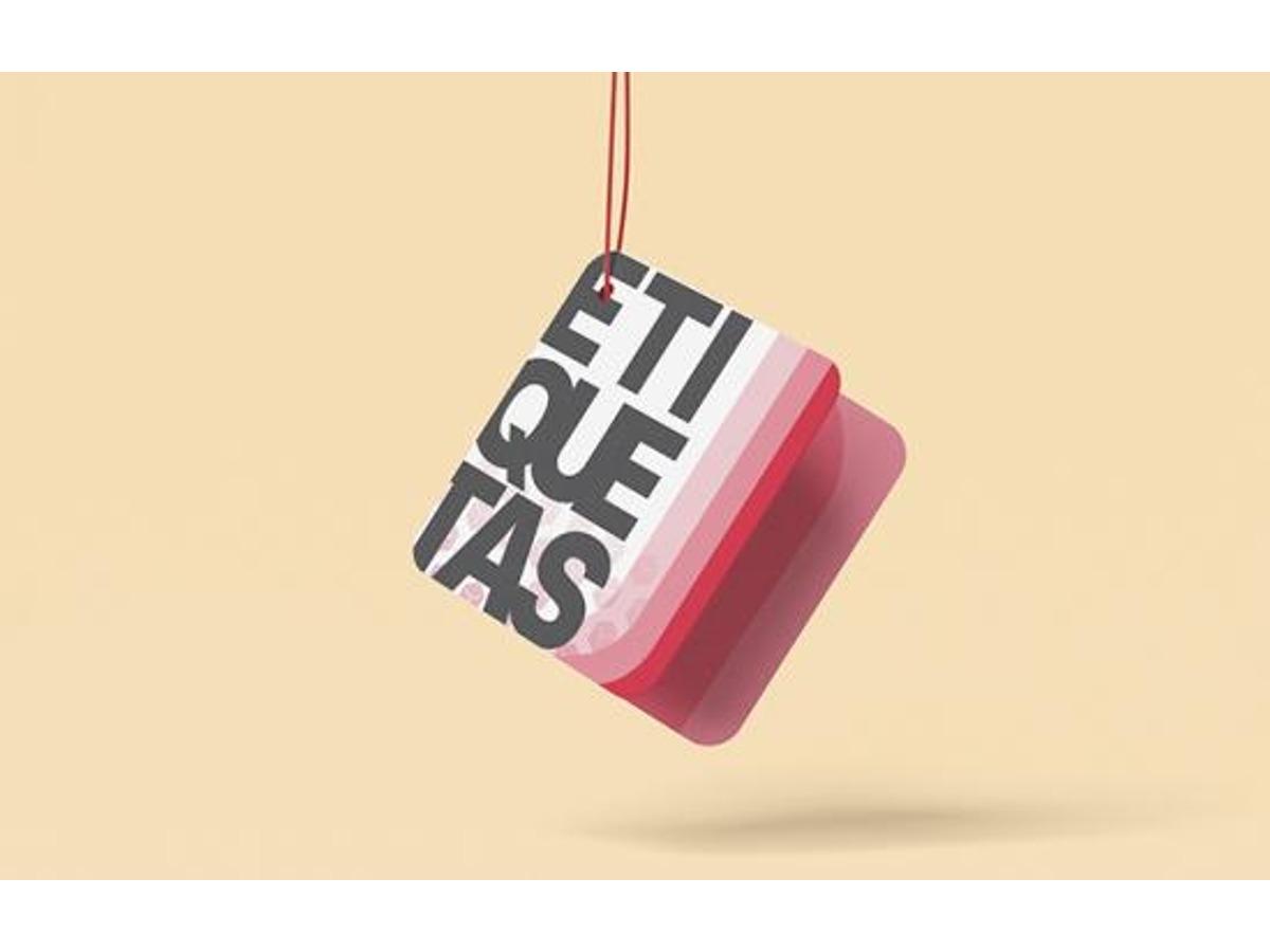 Etiqueta plegada